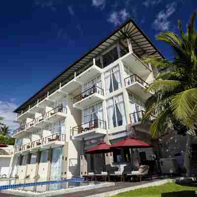 Garton's Cape Hotel Exterior