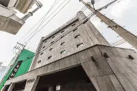 春川卡瑞布酒店