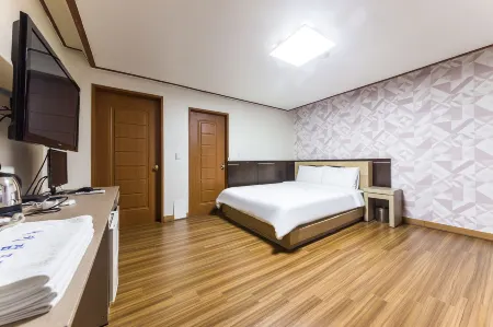 Anseong Bukingham Отели рядом с достопримечательностью «Chung-Ang University Central Park»