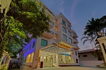 The Fern Residency Hubballi Отели в г. Дхарвад