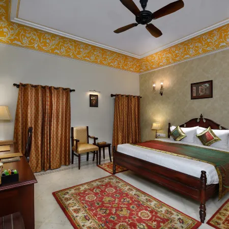 BrijRama Palace, Varanasi - by the Ganges