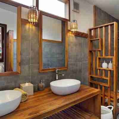 Villa Sakura Selong Belanak Lombok Rooms