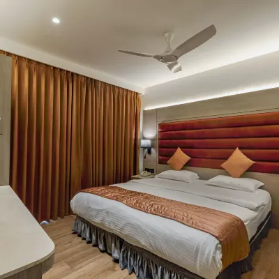 Granville Hotel Hoteles cerca de Mandapeshwar Caves