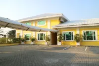 Fiesta Garden Hotel