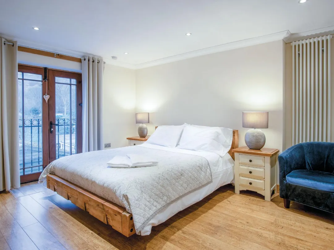 Oak Lodge - Hot Tub - Pen Y Cae Inn - Carmarthenshire
