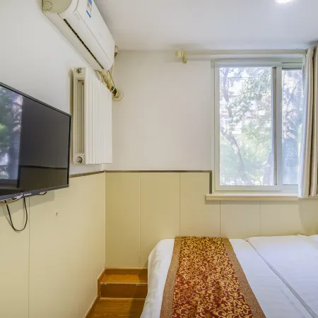 99 Inn Youxuan Hotel (Beijing Wanshou Road Subway Station) Отели рядом с достопримечательностью «Станция метро Wanshoulu»