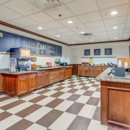 Hampton Inn & Suites Gainesville