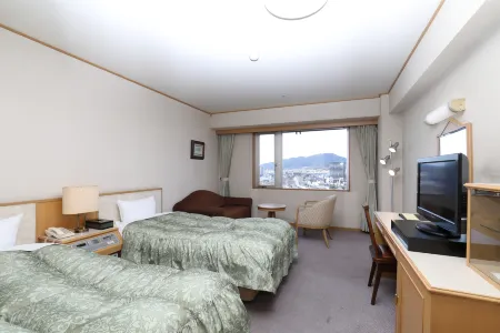 Yanai Cruise Hotel Отели в г. Суоосима