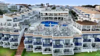 Parque Nereida Suites Hotel Các khách sạn gần Bãi biển Torta Beach