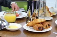 Lumley Castle Hotel - breakfast