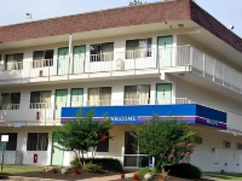 Super 8 by Wyndham Florence