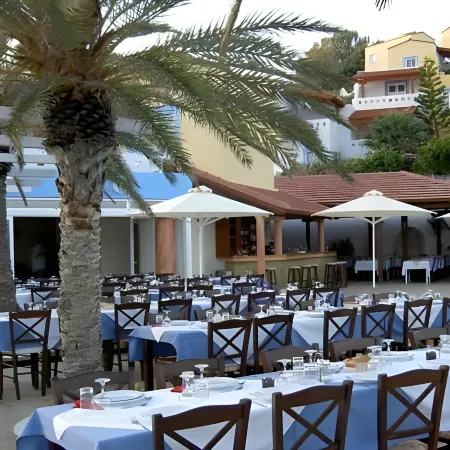 Castri Village Hotel