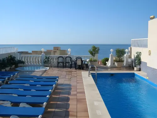 Hotel Avenida - Rooftop Pools