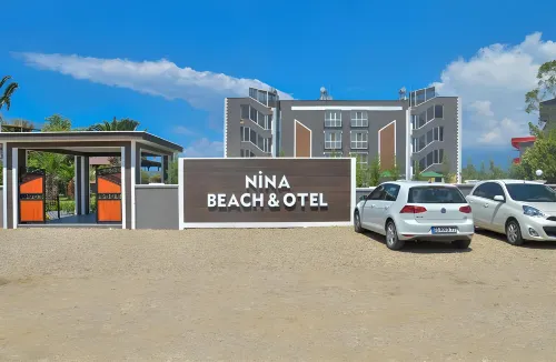 NİNA Resort Otel فنادق في Burhaniye