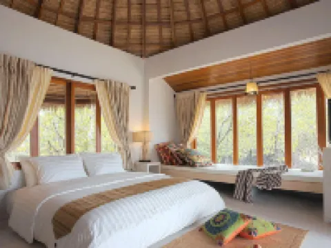 เดอะ บลูสกาย รีสอร์ท เกาะพยาม โรงแรมในเกาะพยาม