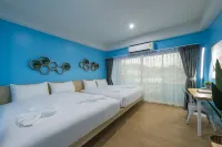 Otter House Aonang Intersection Hotels in 