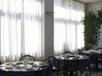 Real Park Hotel - breakfast