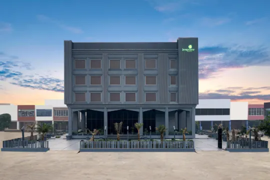 Lemon Tree Hotel, Hisar