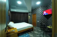 West Star Hotel Hotel berhampiran მორიკა