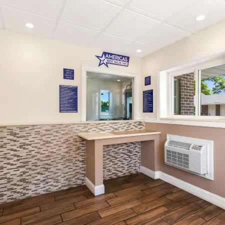 Americas Best Value Inn Avenel Woodbridge