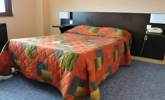 Hotel Restaurant Saint-Benoit - Housity