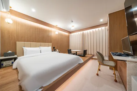 Daejeon Daeheung Lodge Hotel Отели рядом с достопримечательностью «Daejeon O-World»