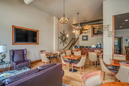 Hotel Elliott Отели в г. Астория