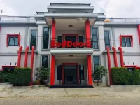 RedDoorz Syariah Near Sultan Thaha Airport Jambi