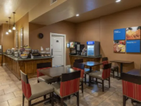 Comfort Inn & Suites Ukiah Mendocino County Hotels in Ukiah