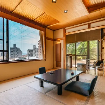 Onsen Yado Uoki