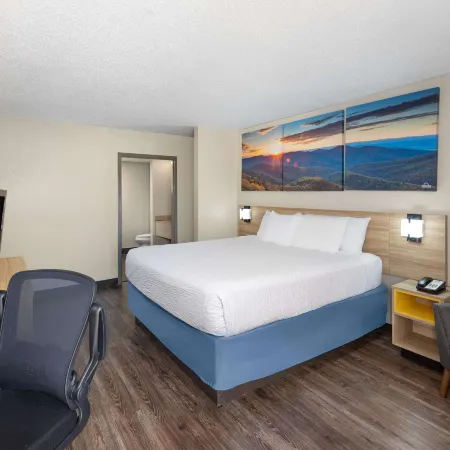 Days Inn by Wyndham Oak Grove/Ft. Campbell