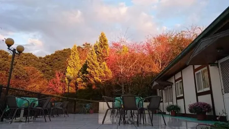 Bokelai Flower Garden Villa