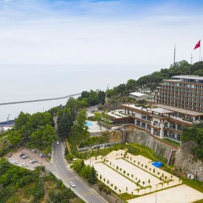 Radisson Blu Hotel Trabzon Hotels near Kaymaklı Monastery