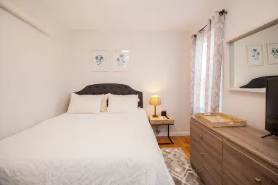 Cozy Two-Bedroom Apartment in Boston's South End 波士頓住宿飯店