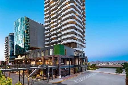 Vetta, Distrito Uno, Autograph Collection Отели в г. Чиуауа