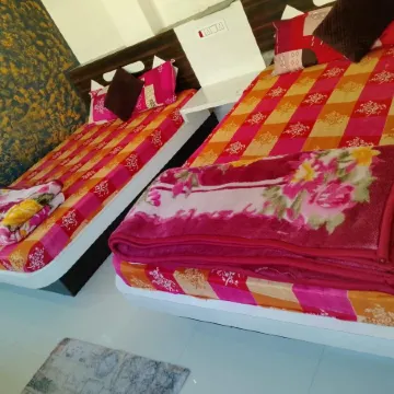 Varsha Room Service-Kamal Penter