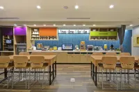 Home2 Suites by Hilton Dayton South Hotels in Miami Township