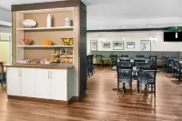 Best Western Plus Sunrise Inn - Bữa sáng
