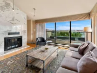 Best Western Plus Inner Harbour Hotels near Laurel Point