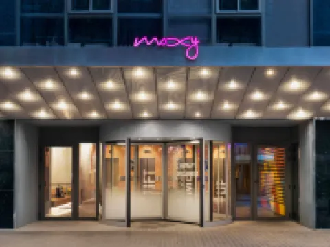 巴塞羅那Moxy飯店 巴塞隆納縣住宿飯店