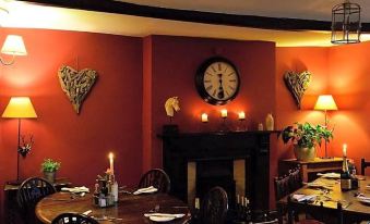 The Castle Arms Inn