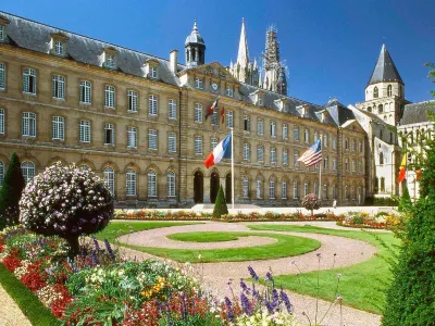 Ibis Caen Porte d'Angleterre Hotels near Auchan SUPERMARCHE HEROUVILLE
