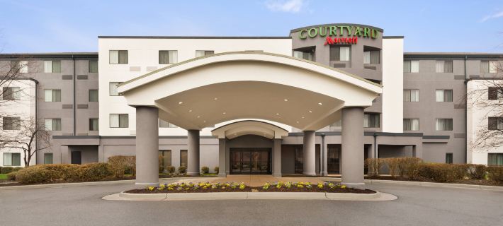 Courtyard Potomac Mills Woodbridge Hotels in Prince William County