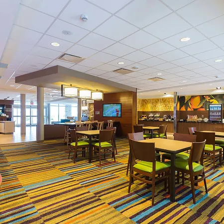 Fairfield Inn & Suites Jamestown
