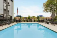 Hampton Inn Starkville - Pools