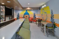 Hilton Garden Inn Denton - bar