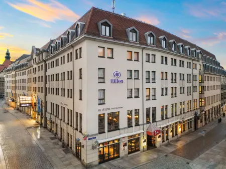 Hilton Dresden Отели в г. Дрезден