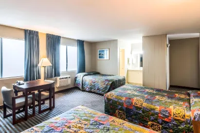 Rodeway Inn Regalodge