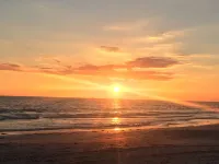 Beautiful renovated 4th floor Condo across the street from Lido beach Hotels near Lido Key Beach