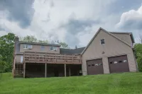 Stockbridge Cape near Tanglewood & Kripalu - Heart of the Berkshires!